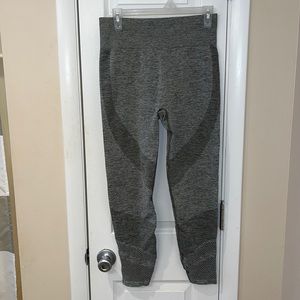 NWOT! PINK by Victoria’s Secret Seamless Leggings! Size Large 💋